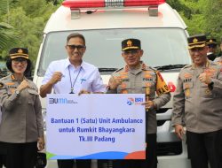 Polda Sumbar terima bantuan Mobil Ambulance dari Bank BRI