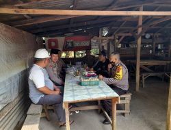 Dengar Keluhan warga, Kapolsek Curhat Kamtibmas dengan Tokoh masyarakat