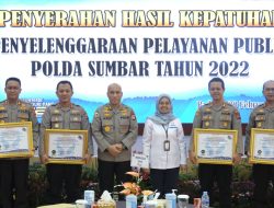 Ombudsman RI perwakilan Sumbar serahkan Hasil Kepatuhan Penyelenggaraan Pelayanan Publik tahun 2022, Berikut Polres yang menerimanya