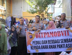 Ditpamobvit Polda Sumbar berbagi Bansos kepada Panti Asuhan