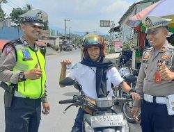 Satlantas Polres Sawahlunto beri Reward kepada pengendara yang Tertib dan Patuh Berlalu Lintas, Ini Rewardnya