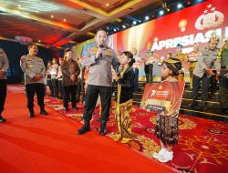 Polisi Jadi Pahlawan di Dongeng Buatan Anak, Kapolri: Tanamkan dan Jadikan Semangat Jadi Lebih Baik