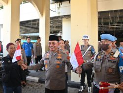 Semarak Peringati Hari Kemerdekaan Republik Indonesia, Kapolda Sumbar Perintahkan Anggotanya pasang Bendera Merah Putih