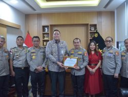 Berhasil Identifikasi WNI Korban Kecelakaan Kapal, Polri Terima Penghargaan dari KBRI Singapura