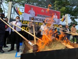 Polres 50 Kota Musnahkan 54,1 Kg Ganja