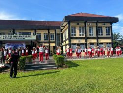 Meningkatkan Sinergitas, Personil Polres Dharmasraya Gelar Olahraga Bersama TNI