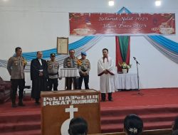 Kapolres Dharmasraya Laksanakan Minggu Kasih di Empat Rumah Ibadah Menjelang Natal 2023