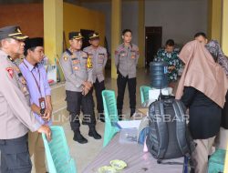 Persiapan Pemilu 2024, Kapolres Pasaman Barat Tinjau Kedatangan Logistik Surat Suara