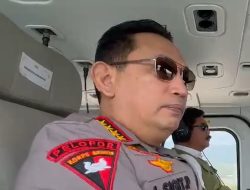 Kapolri Naik Heli Bareng Menko Polhukam Tinjau Kesiapan Arus Mudik di Merak