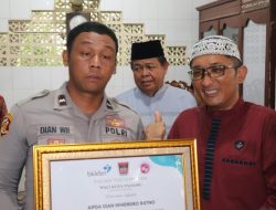 Polisi Peduli Stunting, Aipda Dian Wihendro Ratno Diganjar Penghargaan oleh Walikota Padang