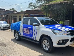 Polres Sawahlunto Bersama Masyarakat Dusun Karang Anyar Salurkan Bantuan Sosial Bagi Korban Bencana Di Tanah Datar