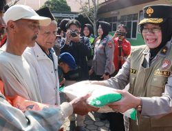 Pakor Polwan RI kunjungi Tanah Datar, Salurkan Bantuan untuk Korban Banjir Lahar Dingin