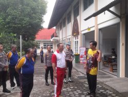 Polda Sumbar Gelar Bakti Religi di Mesjid Raya Sumbar dan Gereja dalam Rangka Hari Bhayangkara ke-78