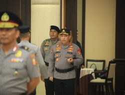 Kapolri Pimpin Upacara Kenaikan Pangkat 31 Pati Polri