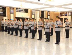 Kapolri Pimpin Upacara Kenaikan Pangkat dan Sertijab Pati Polri, Ada Kadiv Propam dan Sejumlah Kapolda