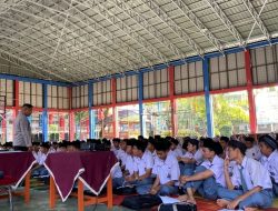 Bidhumas Polda Sumbar Gelar Sosialisasi Perilaku Menyimpang di SMAN 3 Padang