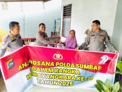 Anjangsana Peringati Hari Bhayangkara ke-79, Polda Sumbar Kunjungi Warakawuri dan Berikan Bantuan