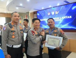 Sejumlah Satlantas Jajaran Polda Sumbar Raih Piagam Penghargaan Pada Rakernis Fungsi Lantas Tahun 2025