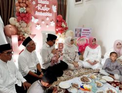 Kebahagiaan Elfi Tumanggung Sati dan dr Aklima pada Aqiqah Cucu